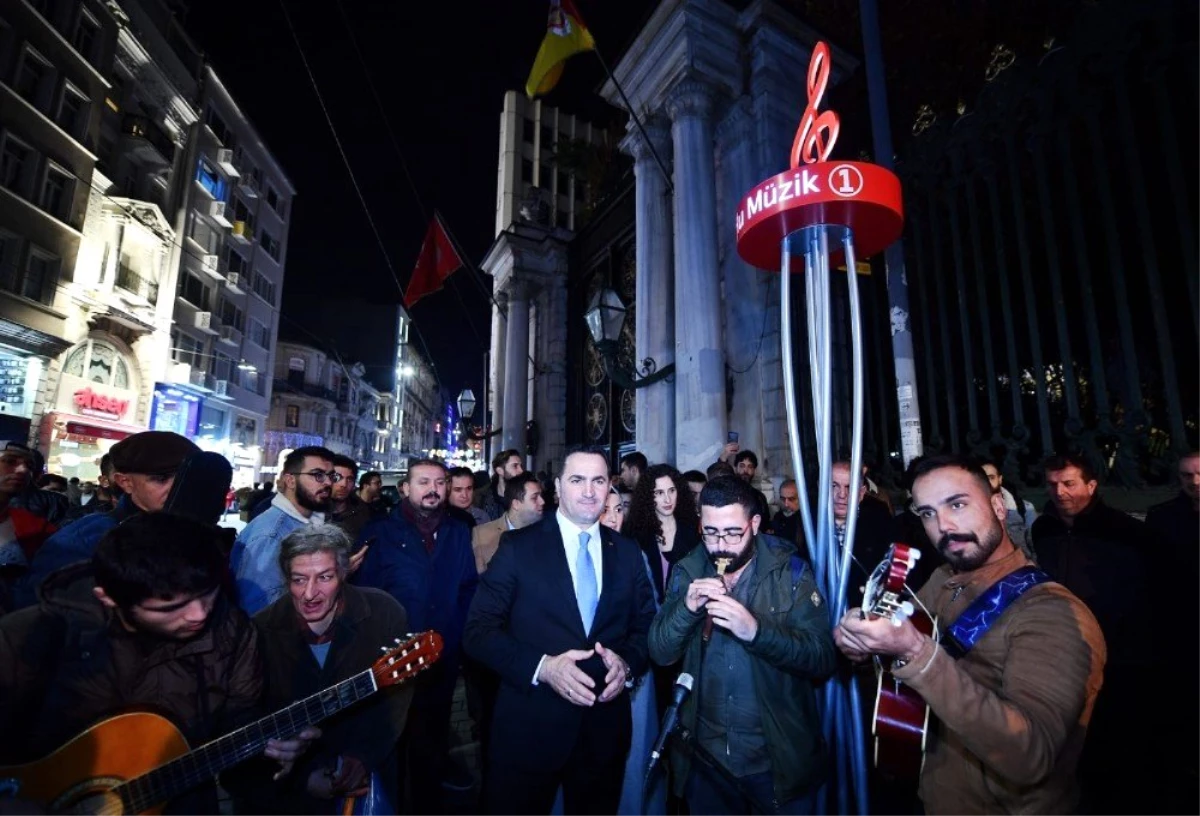 Beyoğlu Belediyesi, İstiklal Caddesi\'ne yapılan yenilikleri ve projeleri tanıttı