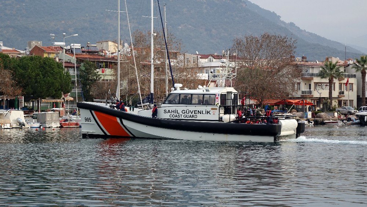 Çanakkale\'de 102 düzensiz göçmen yakalandı