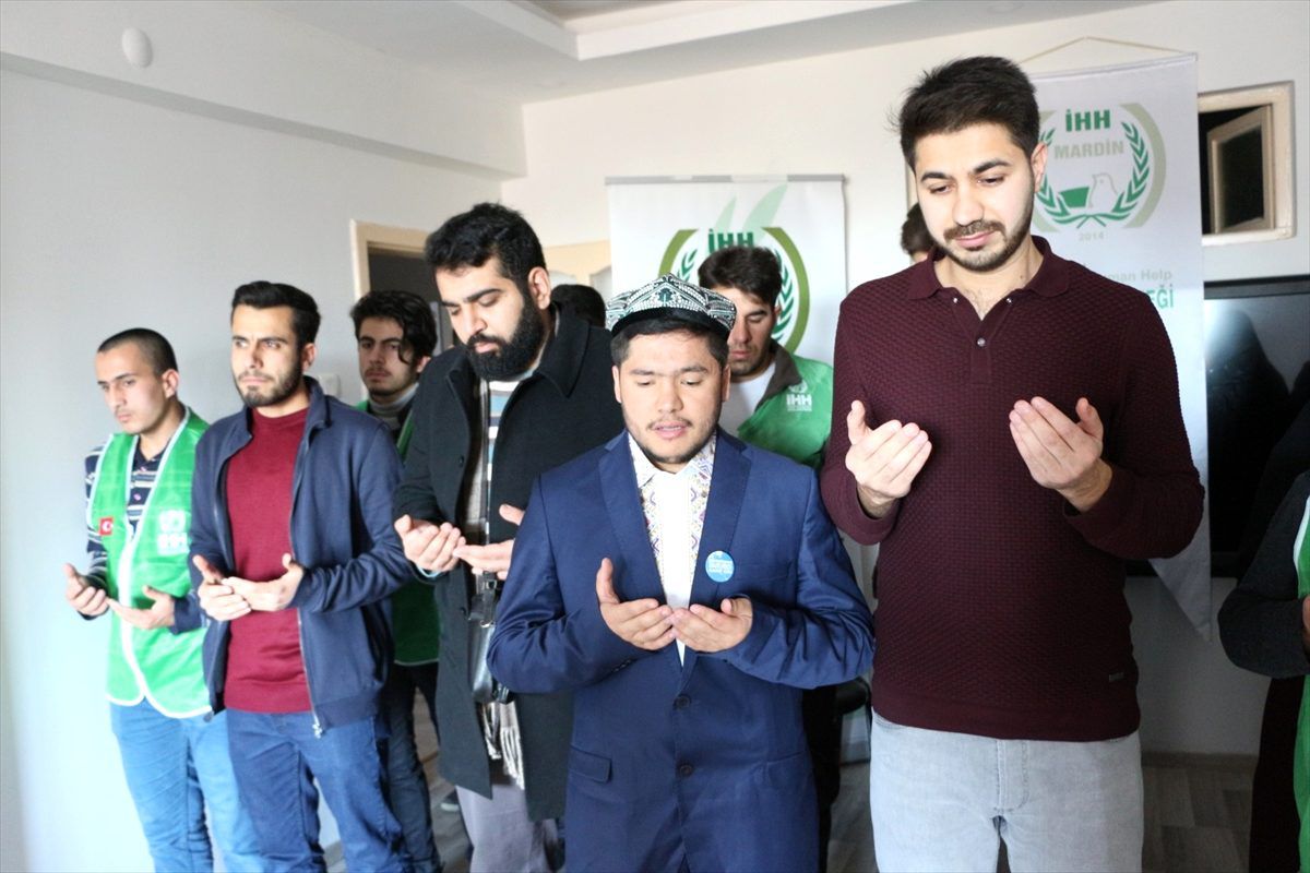 Çin\'in Doğu Türkistan politikaları protesto edildi