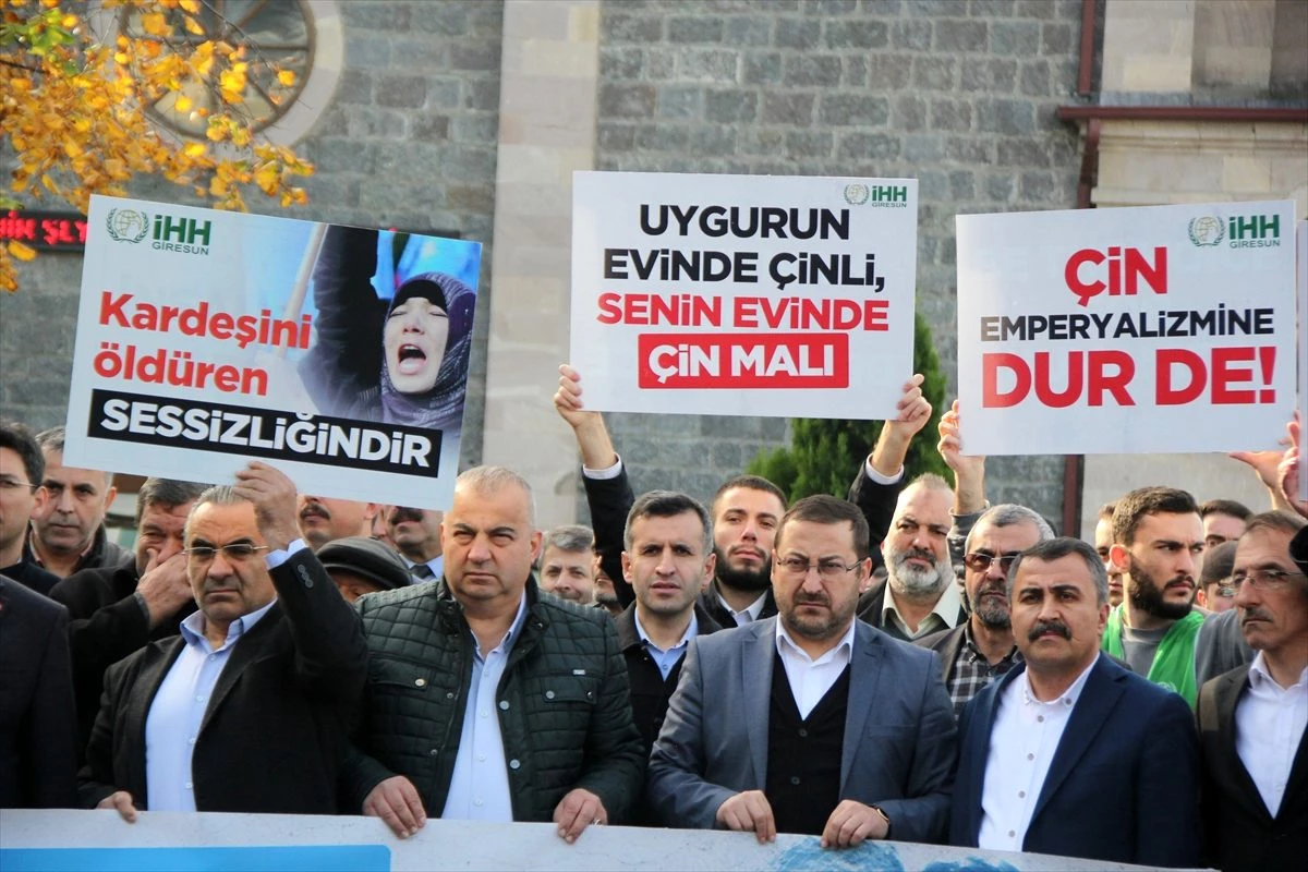 Çin\'in Doğu Türkistan politikaları Trabzon ve Giresun\'da protesto edildi
