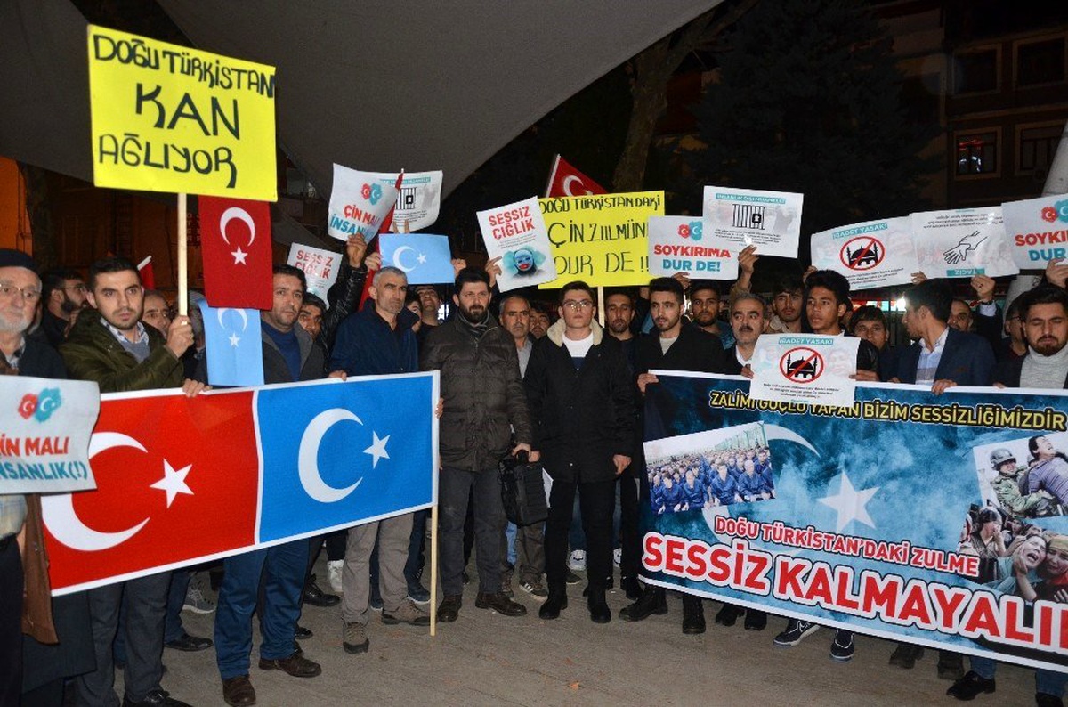 Doğu Türkistan için \'sessiz çığlık\'