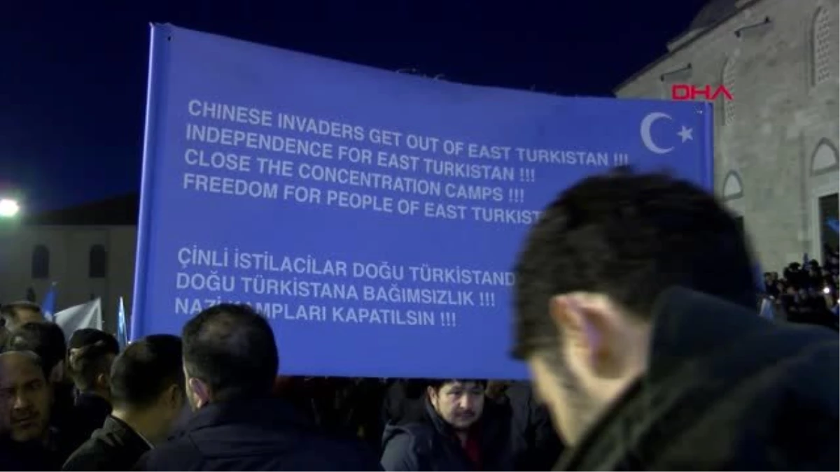 Fatih\'te doğu türkistanlılar için sessiz çığlık yürüyüşü yapıldı
