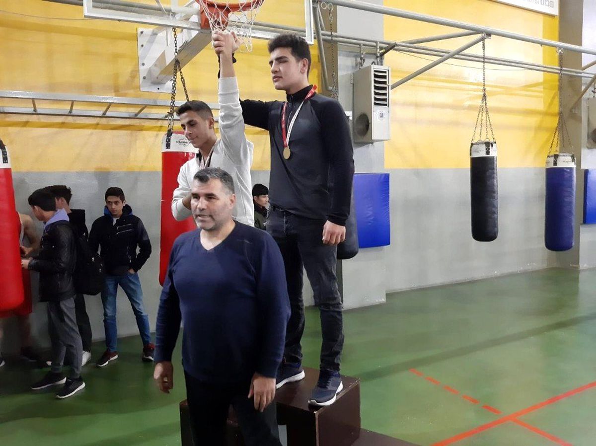 Genç Boksörler Okullar Arası İl Birinciliğinde Ringe Çıktı