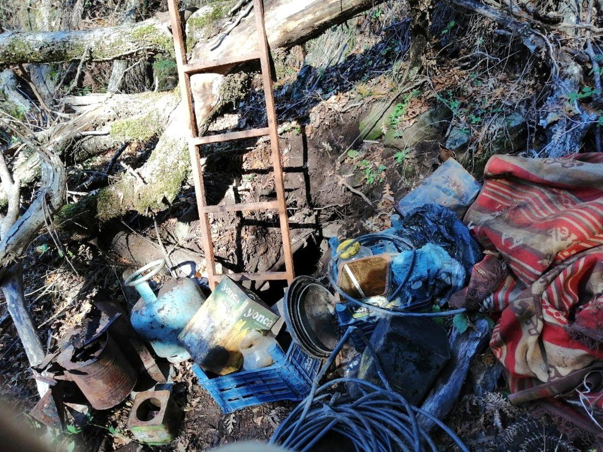 Hatay\'da PKK\'lı teröristlerin sığınak ve depoları bulundu