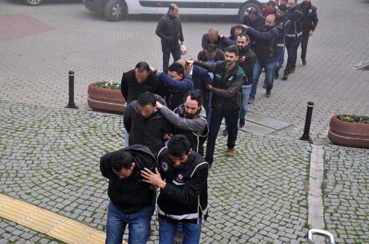 İnegöl Tapu Müdürlüğü\'nde yolsuzluk iddiası: 10 sanık hakim karşısında