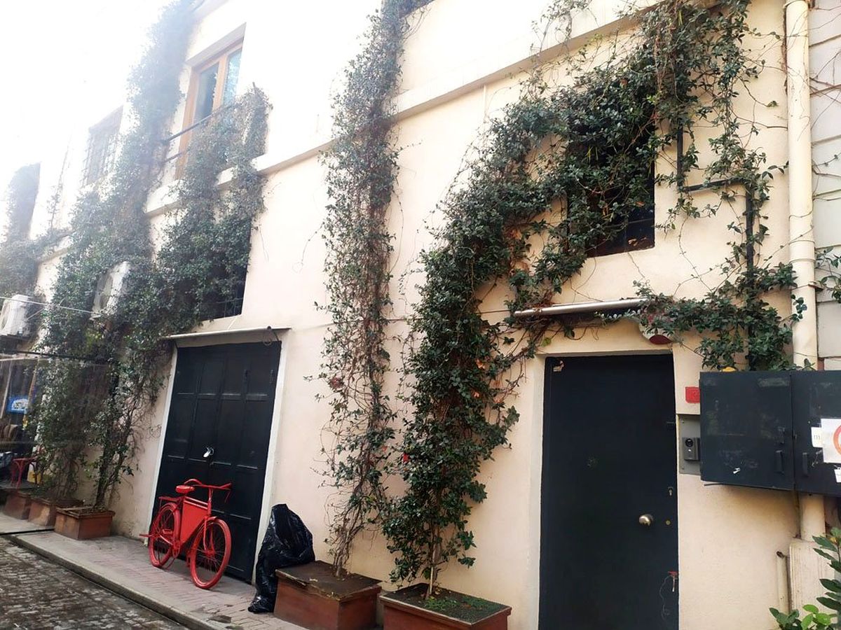 İngiliz Ajanın Karaköy\'deki evi 39 gündür mühürlü