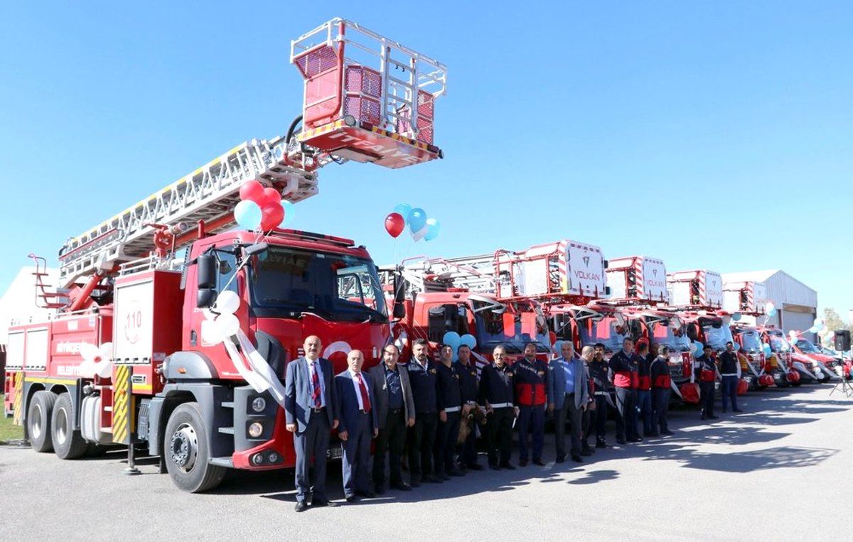 İtfaiye ekibi, bir yılda 8 bin 817 olaya müdahale etti