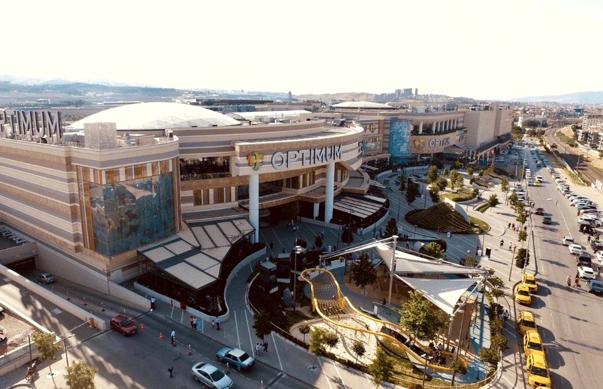 İzmir Optimum yeni yıl etkinliklerini başlatıyor