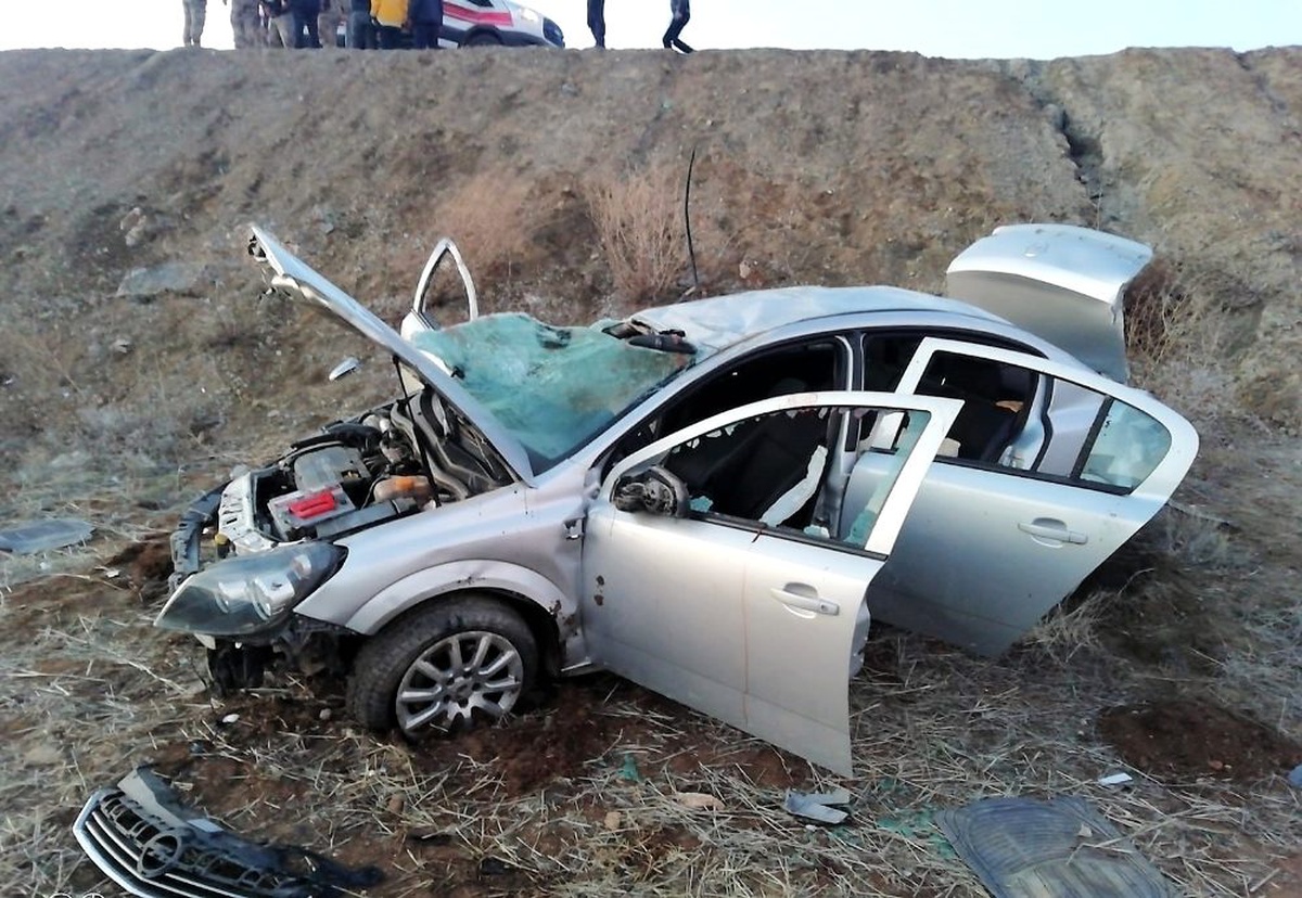 Kahramanmaraş\'ta otomobil takla attı: 1 ölü, 4 yaralı