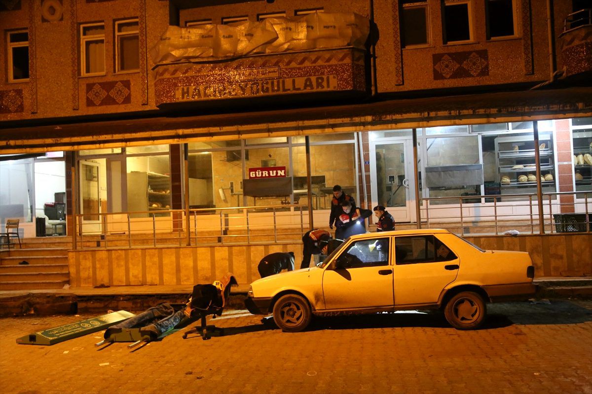 Kastamonu\'da iki aile arasındaki silahlı kavgada 3 kişi öldü