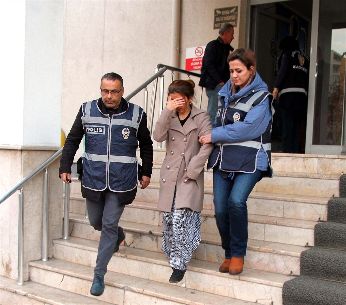 Kayseri\'de firari hükümlü akraba iki kadın yakalandı