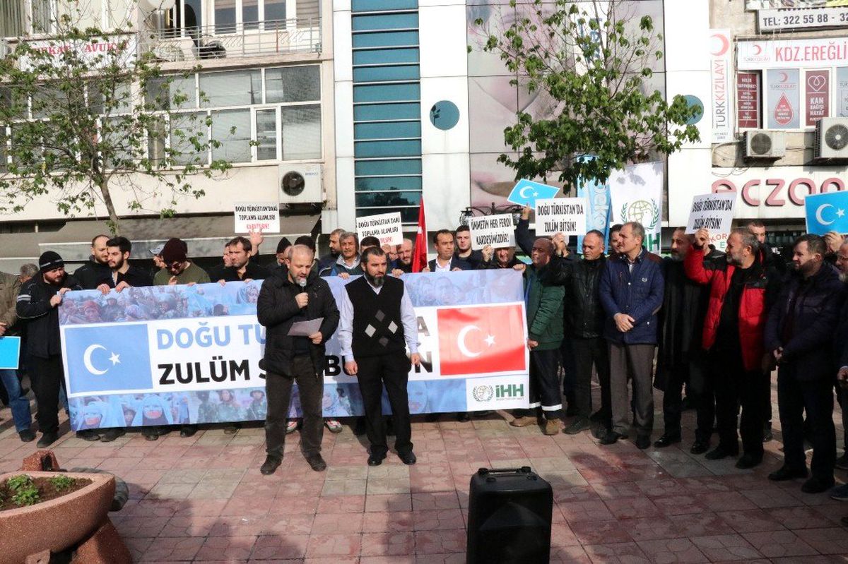 Kdz. Ereğli\'de STK\'lar Çin zulmüne tepki gösterdi