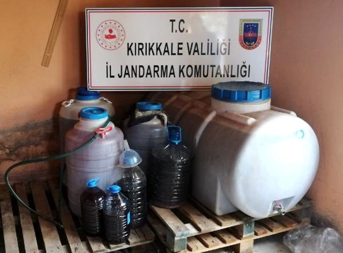 Kırıkkale\'de 2 bin litre kaçak şarap ele geçirildi