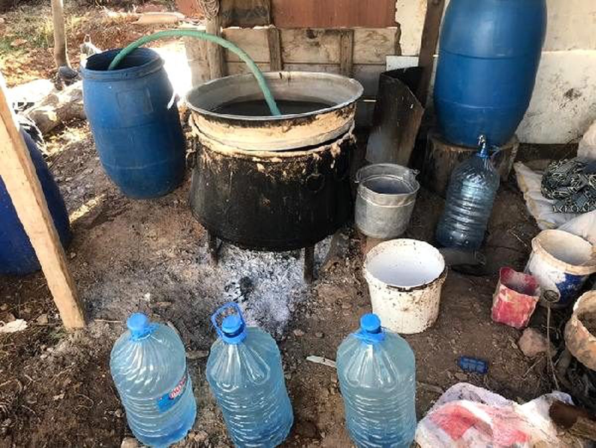 Malatya\'da 2 bin litre \'sahte içki\' ele geçirildi