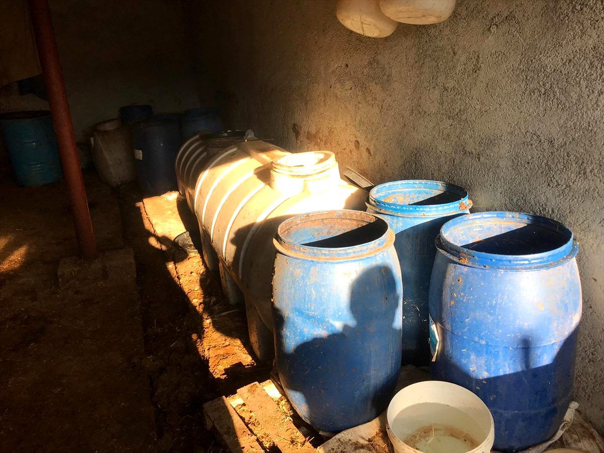 Malatya\'da 2 bin litre sahte içki ele geçirildi