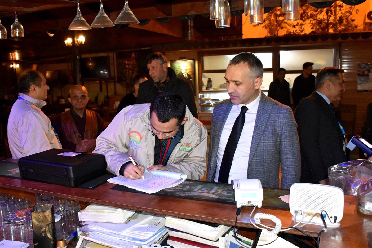 Manisa\'da yılbaşı öncesi alkollü içki denetimleri artırıldı