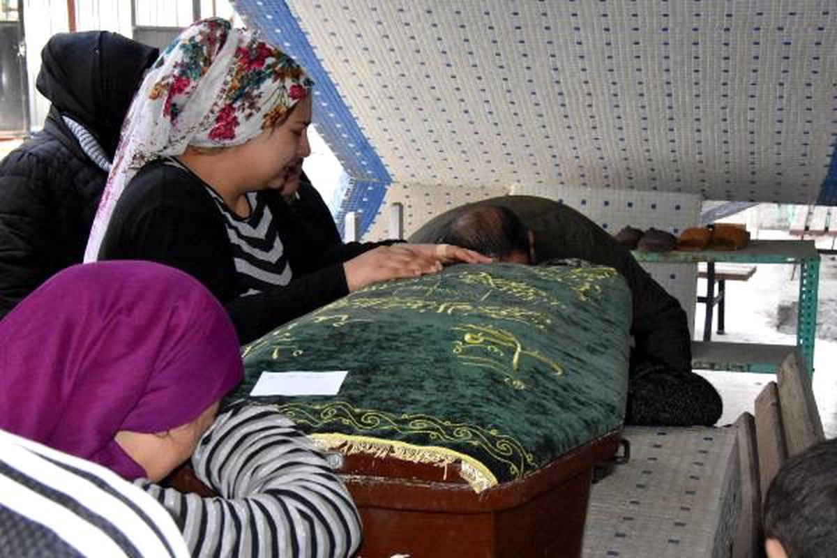 Minik Helin, son yolculuğuna gözyaşlarıyla uğurlandı