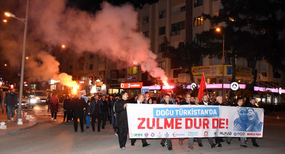 Muğla\'daki STK\'lar Çin\'in Doğu Türkistan politikalarına tepki gösterdi