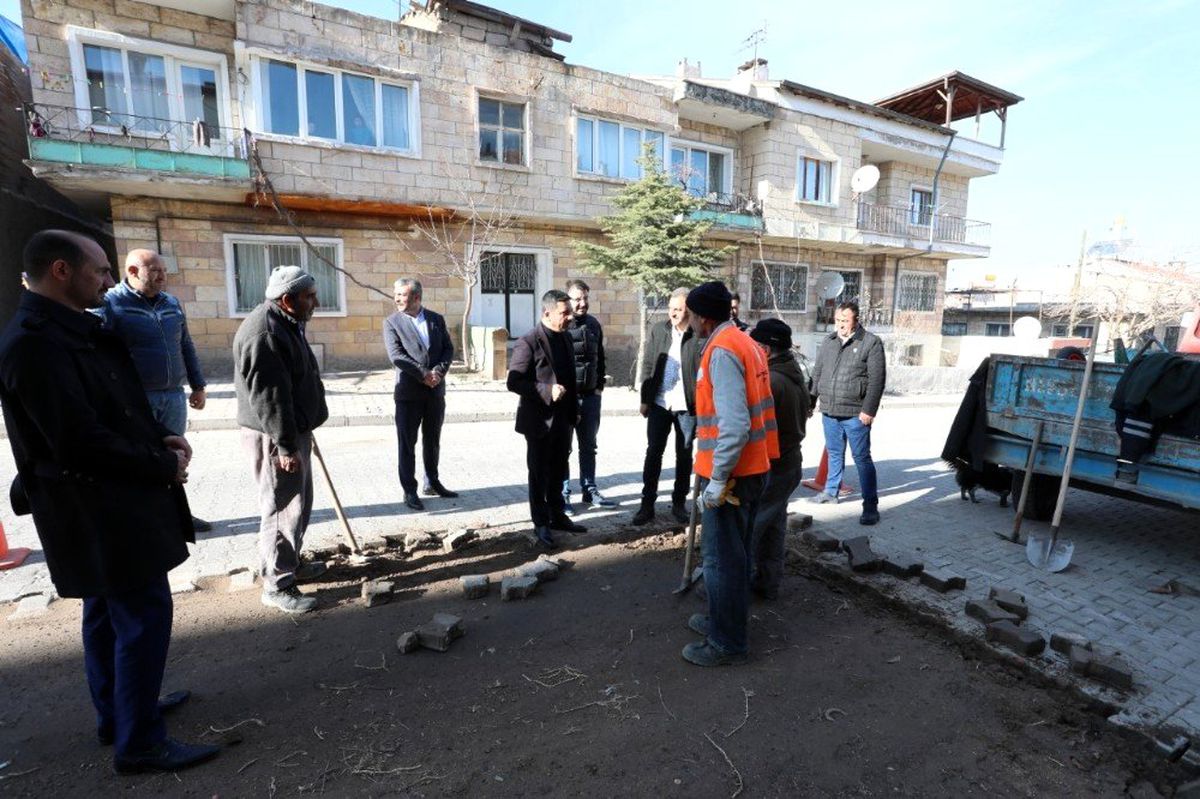 Nevşehir Belediye Başkanı Arı, Sümer Mahallesinde incelemelerde bulundu