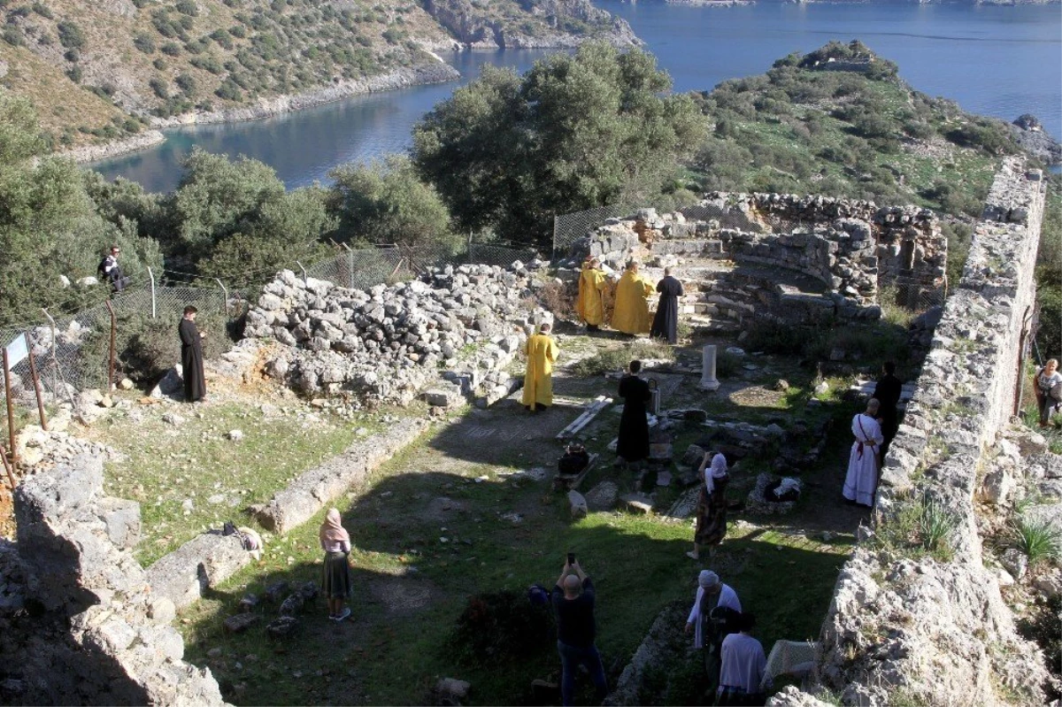 Rus Ortodoks Kilisesi temsilcileri, Fethiye\'deki kilise kalıntıları arasında ayin yaptı