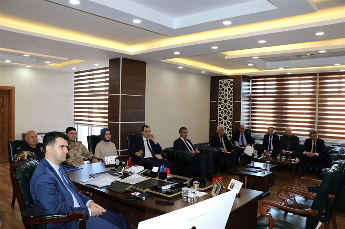Suşehri\'nden "Aile İçi ve Kadına Karşı Şiddetle Mücadele Toplantısı" yapıldı