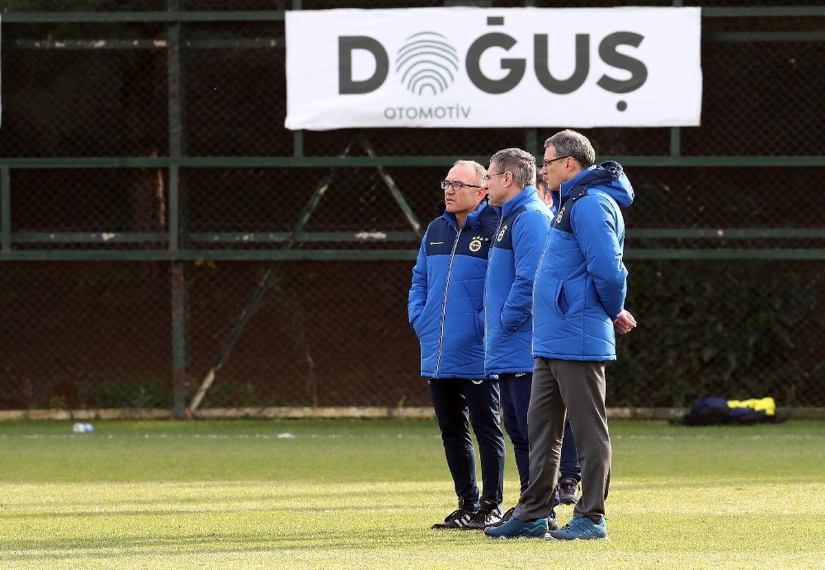 Taraftarlardan Fenerbahçe\'ye moral