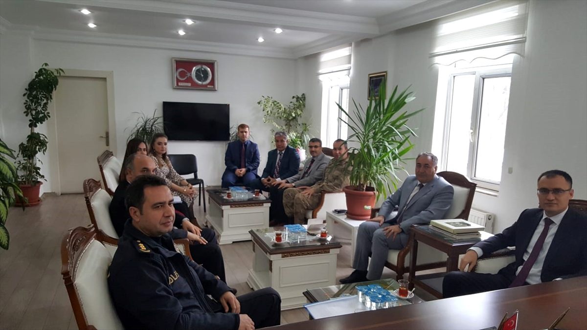 Tatvan\'da "Aile içi ve kadına karşı şiddetle mücadele" toplantısı yapıldı
