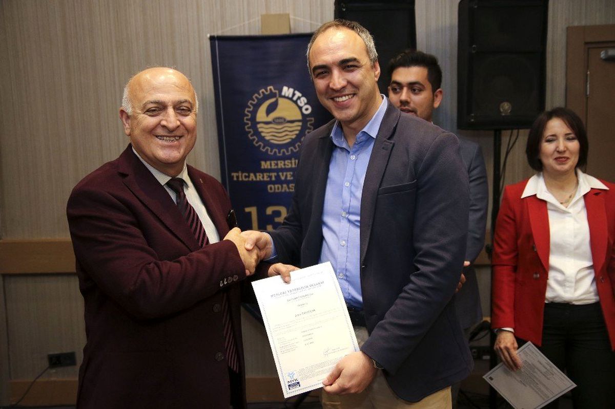Türkiye\'nin ilk dış ticaret sorumlusu MYK Belgeleri dağıtıldı