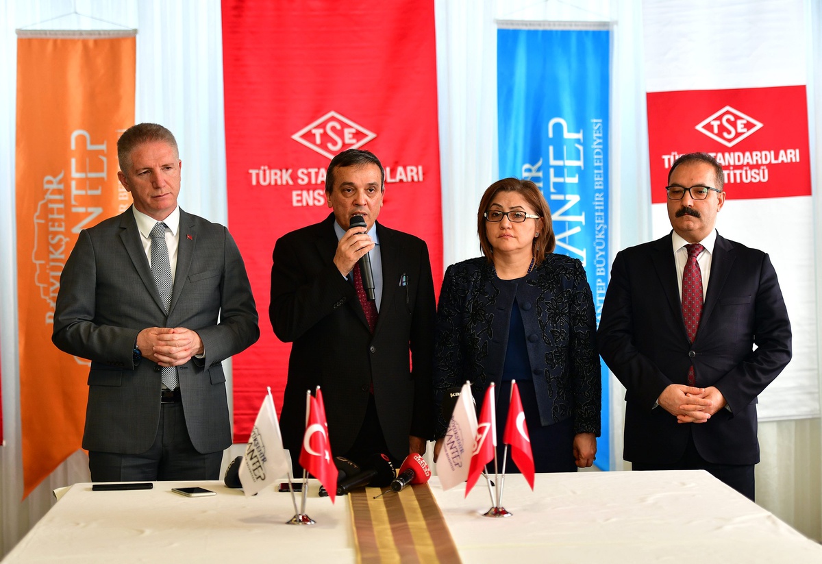 Vali Gül, "Gaziantep gıda güvenliğinde parmakla gösteriliyor"