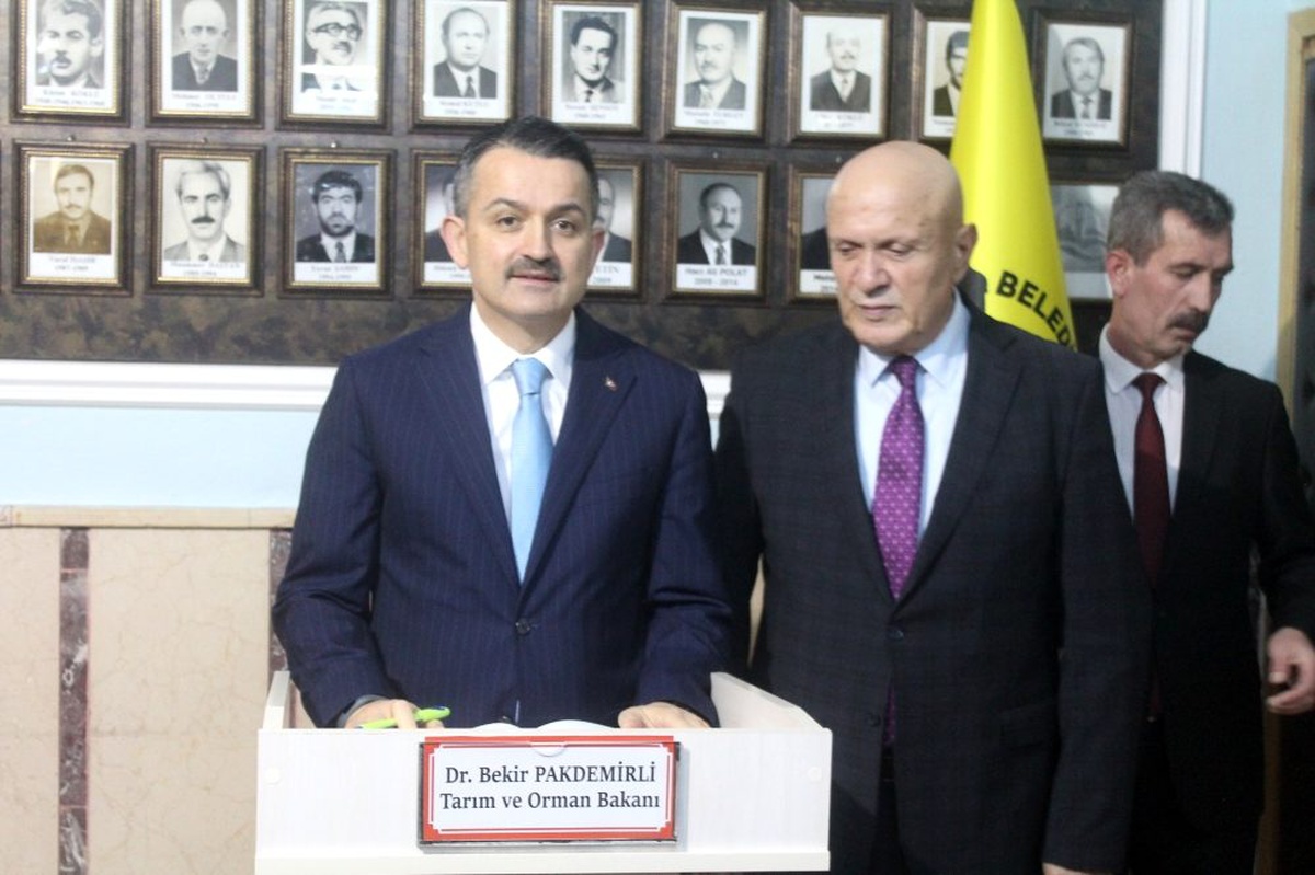 "Vatandaşımın sağlığıyla oynayanların, ciddi ciddi canını yakacağım"