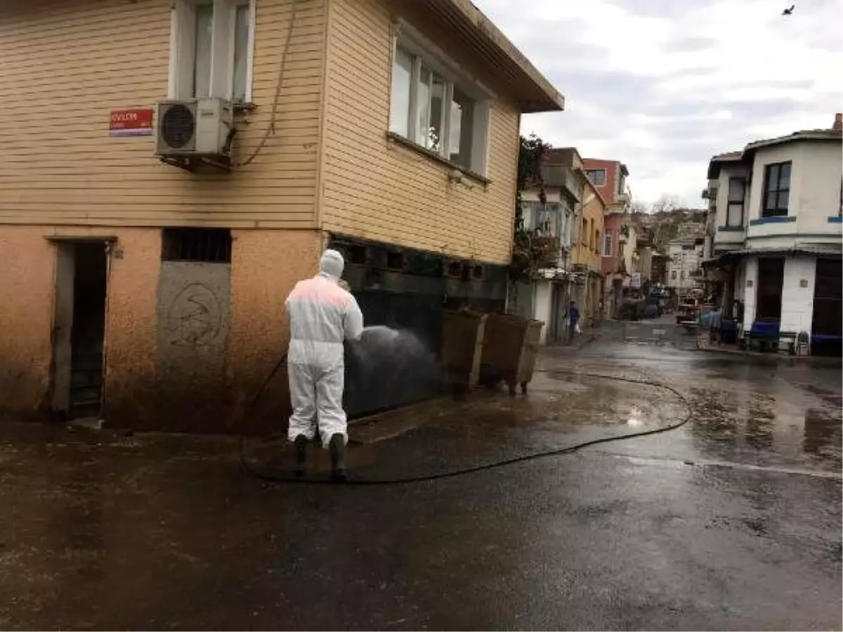 Büyükada\'da faytonların toplanma alanı boşaltıldı, temizlik yapıldı