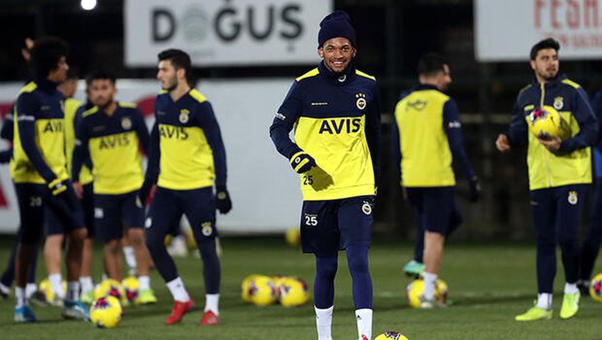 Fenerbahçe, Beşiktaş derbisi hazırlıklarının tamamladı