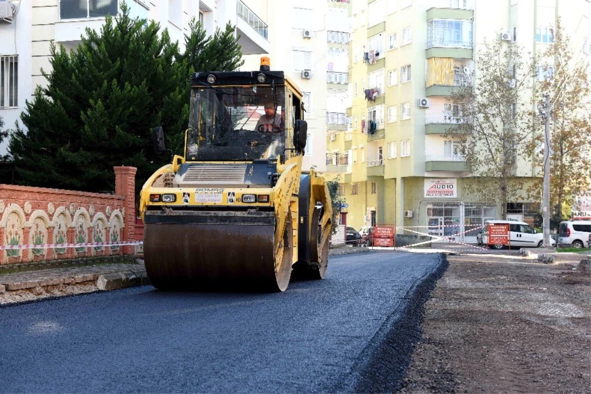 Muratpaşa Mahallesi\'nde asfalt çalışmaları sürüyor