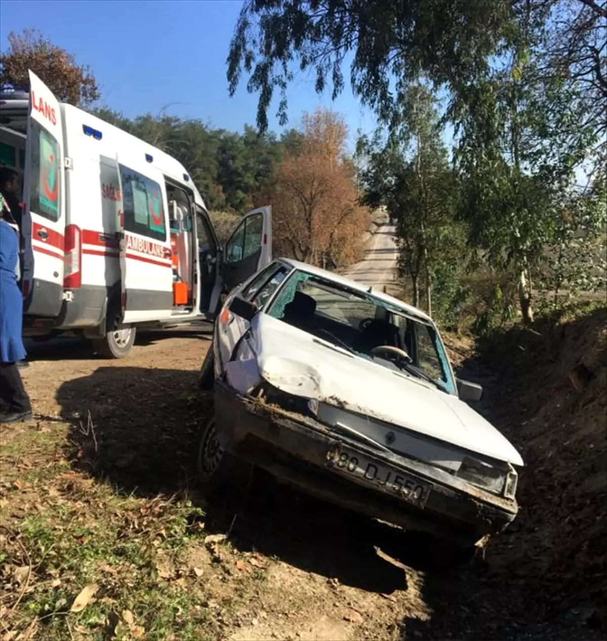 Osmaniye\'de trafik kazasında aynı aileden 4 kişi yaralandı