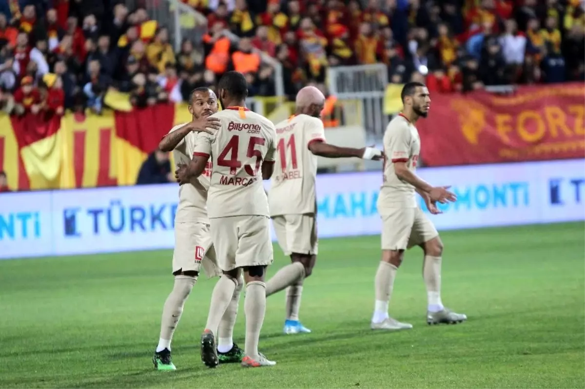 Süper Lig: Göztepe: 2 - Galatasaray: 1 (Maç sonucu)