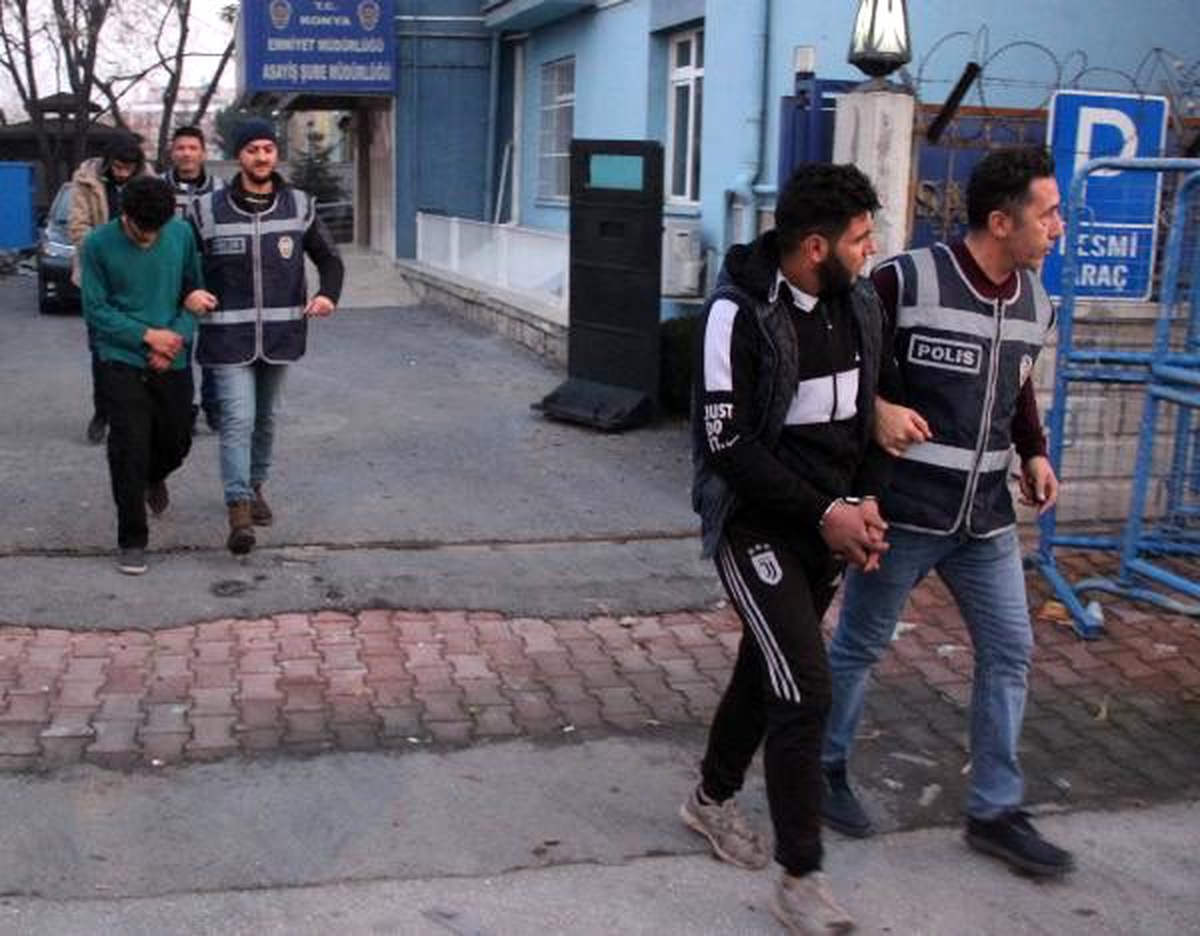 Tarihi cami ve türbelerden kurşun levha çalan 3 kişi yakalandı