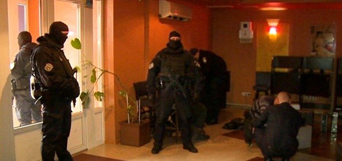 Ukrayna polisinden 715 ekiple dev kumar operasyonu