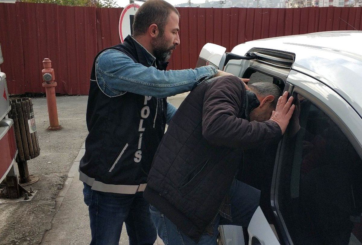 Uyuşturucu ticaretinden tutuklandı