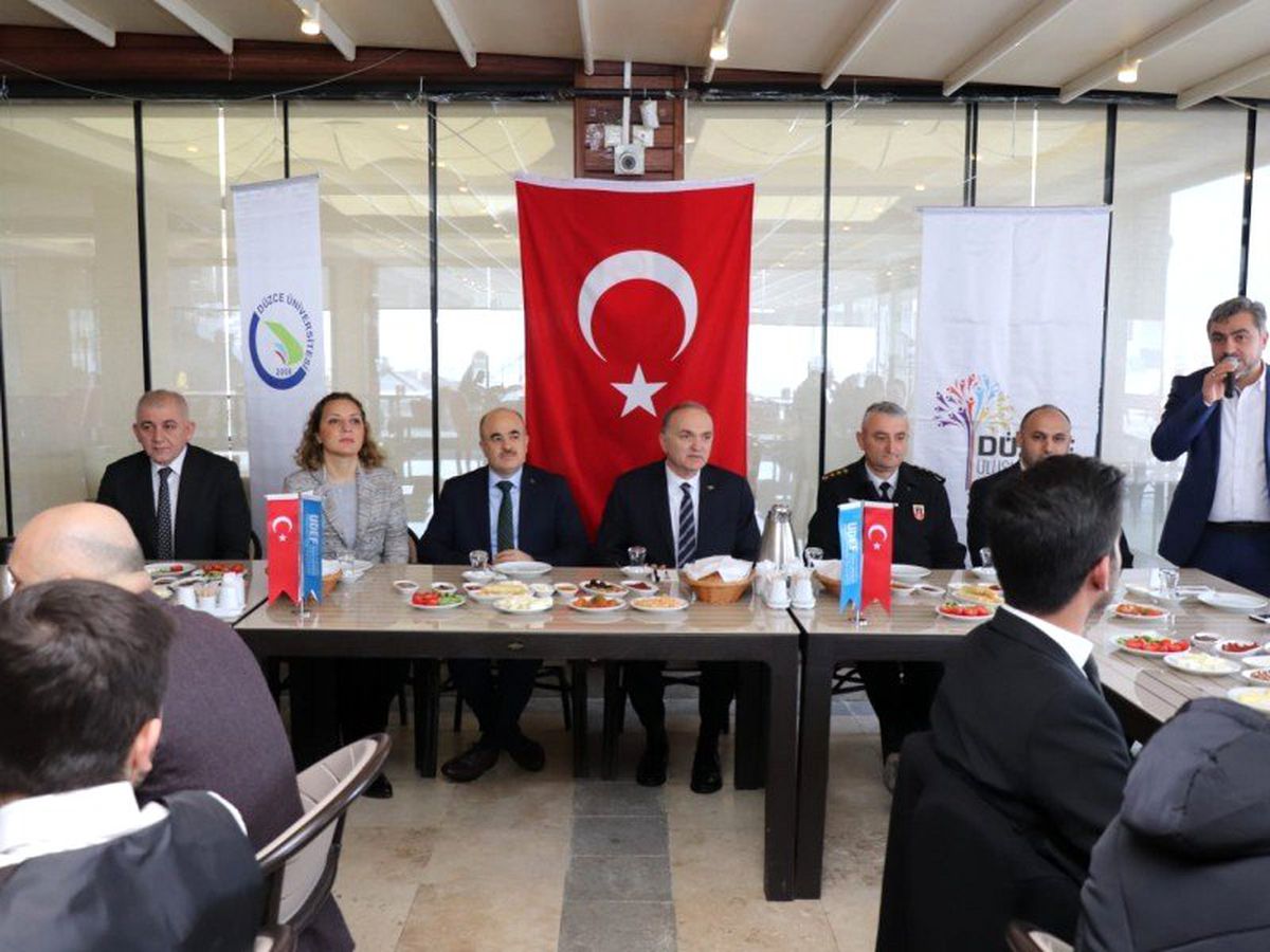 Yabancı öğrencilerle buluştular
