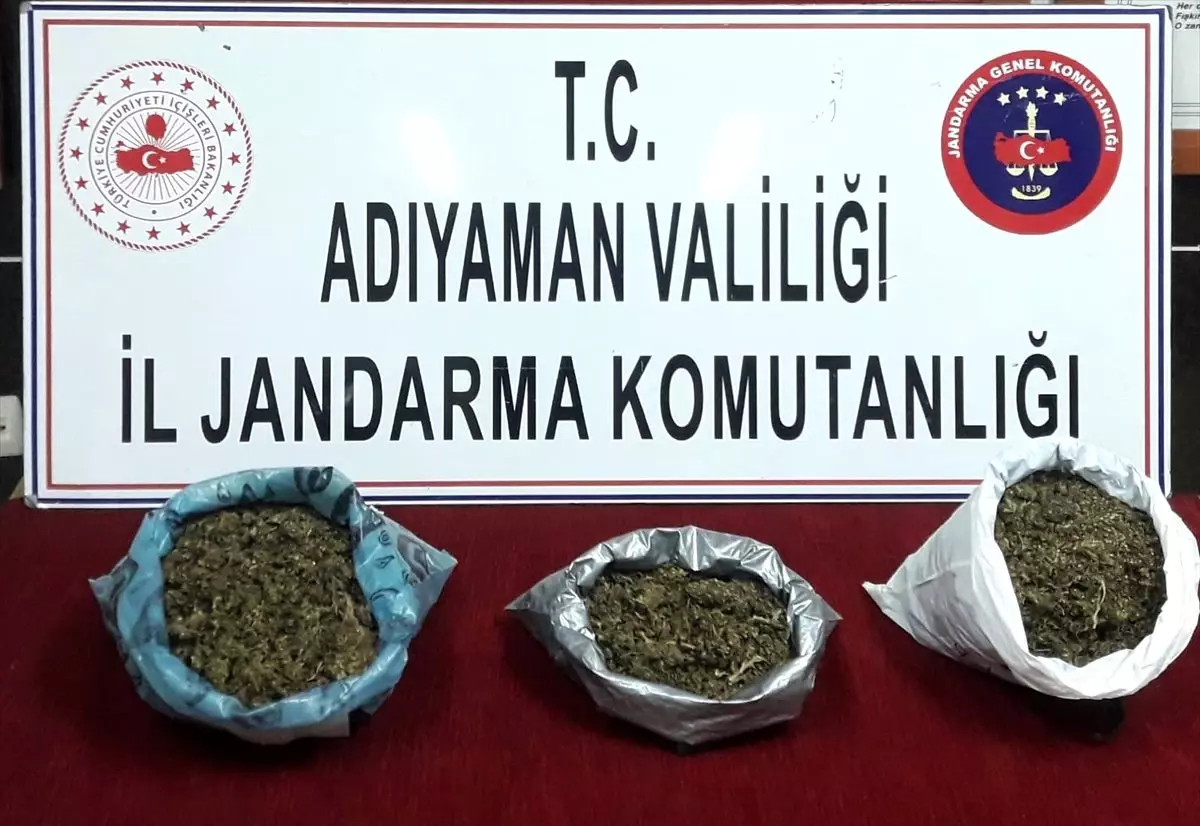 Adıyaman\'da 5 kilogram kubar esrar ele geçirildi