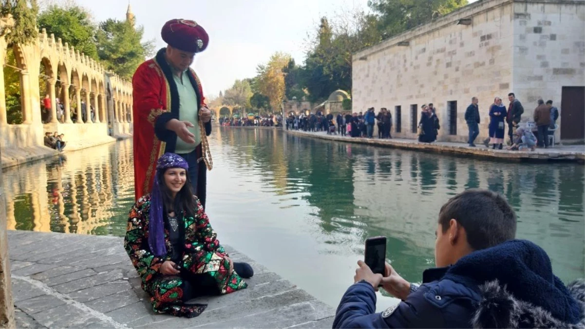 Balıklıgöl turist akınına uğradı