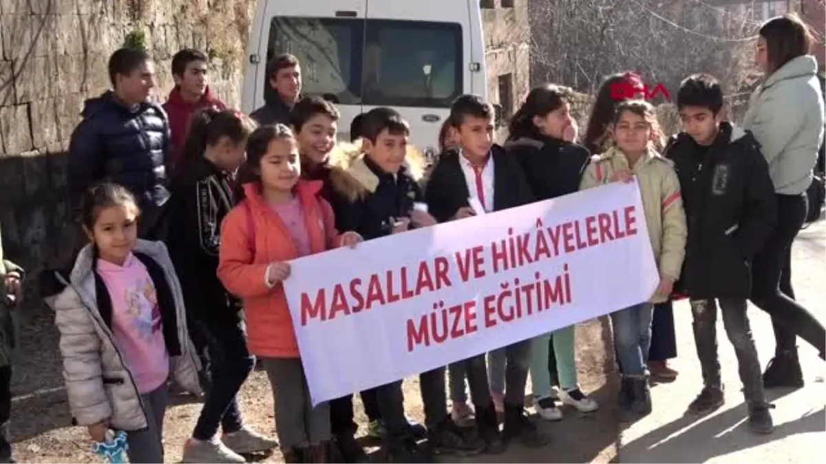 Bitlis bitlis\'te öğrenciler, tarihi mekanları gezip, kendi masallarını yazıyor