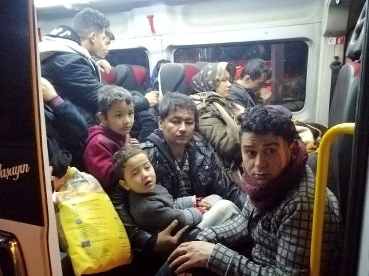 Çanakkale\'de 51 kaçak göçmen yakalandı