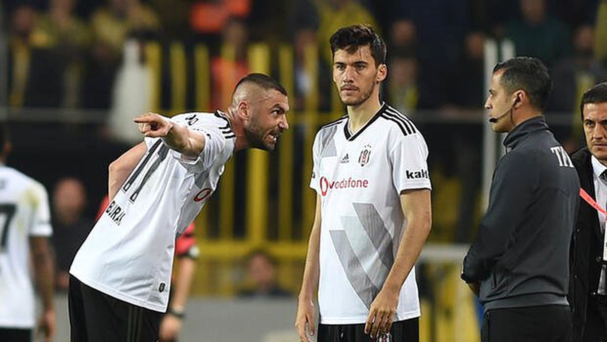 Fenerbahçe derbisinin ardından Beşiktaş\'ta olağanüstü toplantı!