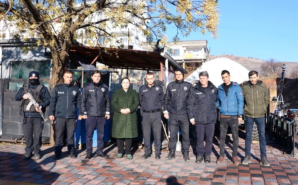 Kaymakam Demir\'den polis uygulama noktasına ziyaret