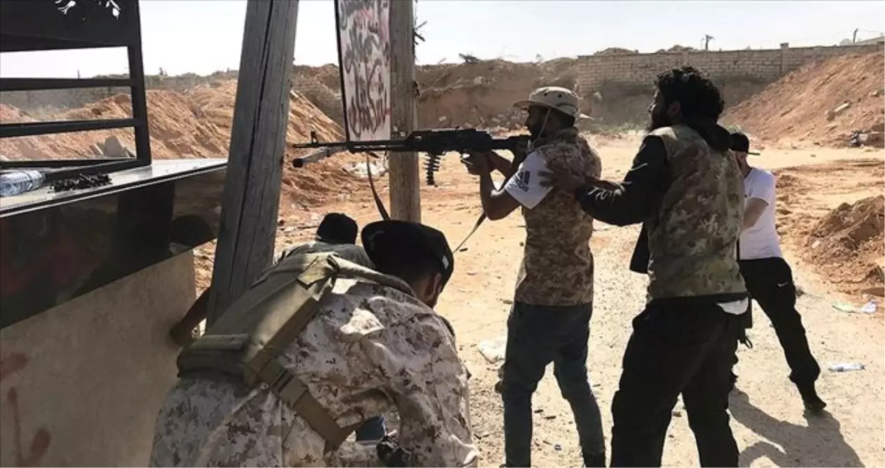 Libya\'da UHM güçleri, Hafter mevzilerine saldırı başlattı: Çok sayıda bölge el değiştirdi