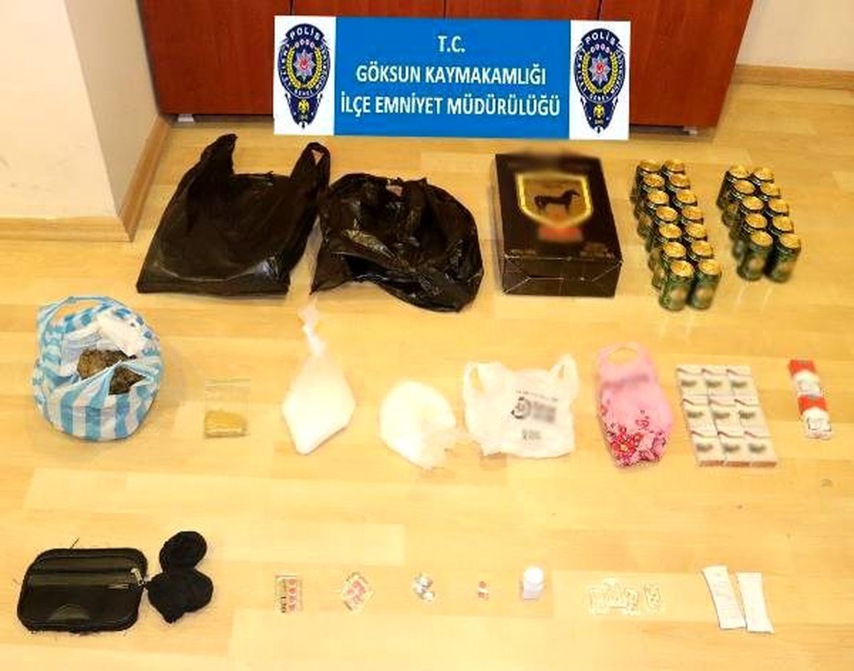 Valizinden uyuşturucu çıkan yolcu tutuklandı