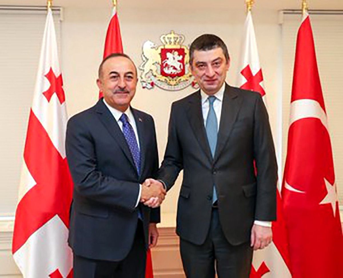 Bakan Çavuşoğlu, Gürcistan Başbakanı Gakharia ile görüştü