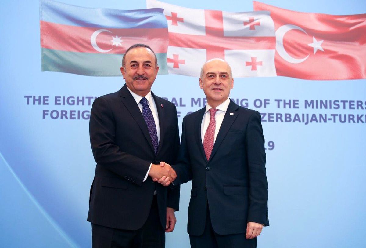 Bakan Çavuşoğlu, Gürcistanlı mevkidaşı Zalkaliani ile görüştü