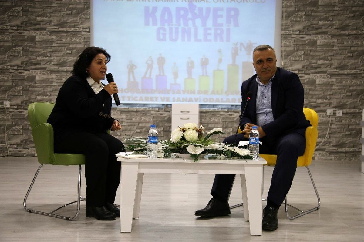 Başkan Çelik ortaokul öğrencileriyle buluştu